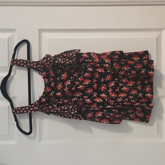 Maurices cold shoulder top - Picture 4 of 6